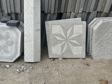 Alçipan: Beton dekorativ döşəmə və fasad plitələri Məhsul təsviri: - Material
