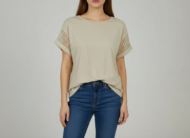 t shirty outline: Women's blouse, size L