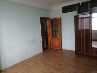 Yeni tikili: 3 otaqlı, Yeni tikili, m. Neftçilər, 67 kv. m — 3