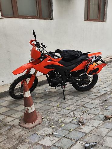 kros motor: Azərbaycanda istehsal olunan krosla kimsə səf salmasin. Belarusiyada — 6