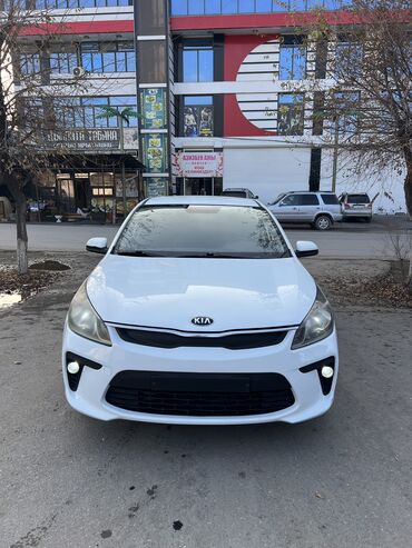 Kia: Kia Rio: 2018 г., 1.4 л, Автомат, Бензин, Бус