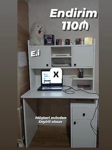 Ağ rəngli yazı masası və üst rəfli kompakt iş/studiyə dəsti. Masa lalafo.az -da Ağ rəngli yazı masası və üst rəfli kompakt iş/studiyə dəsti. Masa
