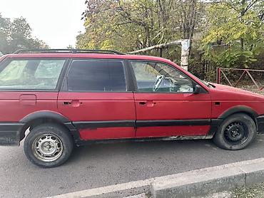 100: Volkswagen Passat Variant: 1990 г., 1.8 л, Механика, Универсал — 4