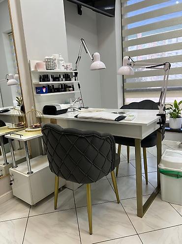 Маникюрные столы: Маникюрные столы от нашей компании изготавливаются качественно и — 9