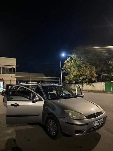 Ford: Ford Focus: 2003 г., 1.6 л, Механика, Бензин, Хэтчбэк — 2