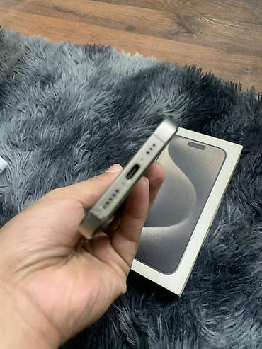 ayfon 14: IPhone 15 Pro (Titanium), цвет — светлый/натуральный титан. В — 4