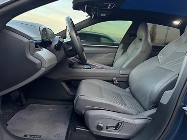 byd e2: Zeekr 001: 0.3 л | 2025 г. Внедорожник — 3