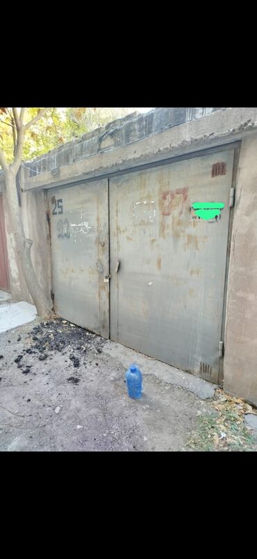 kohnə darvaza satılır: İşlənmiş Dəmir Qaraj darvazası, Yana açılan, Mexaniki, Kredit yoxdur, Ödənişli quraşdırma, Ünvandan götürmə