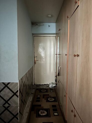 Köhnə tikili: Biləcəri qəs Yəhya Hüseynov küç 5 mərtəbəli binanın 1 ci mertebesinde -da lalafo.az — 4 Köhnə tikili: Biləcəri qəs Yəhya Hüseynov küç 5 mərtəbəli binanın 1 ci mertebesinde — 4