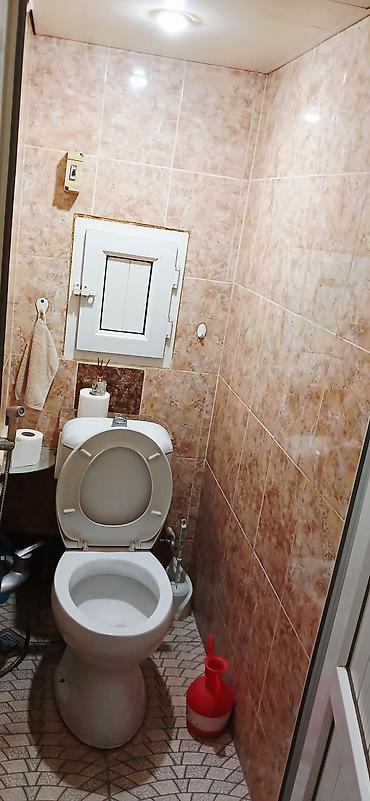 studio menziller: Bakı, 3-cü mikrorayon, 2 otaqlı, Köhnə tikili, m. Memar Əcəmi, 45 kv. m — 9
