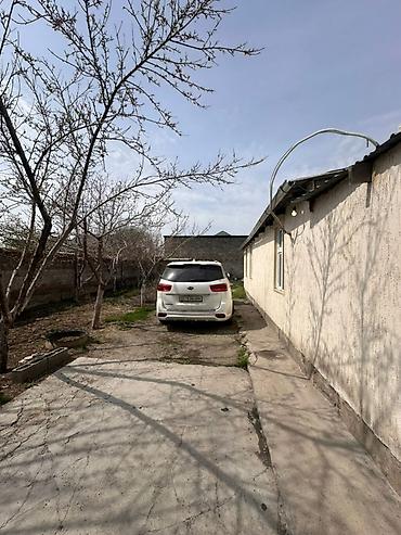 Продажа коттеджей и домов: ‼️Срочно продается дом 📍В Ак-Ордо1 5соток 🏠Дом 100кв2 💧Комуникации — 11