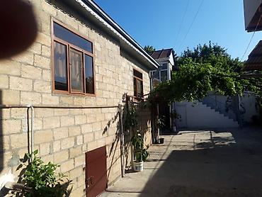 Həyət evləri və villaların satışı: Tecili satilir. Heyetde. 2 ev var — 4