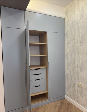 Долгосрочная аренда квартир: 3 комнаты, Риэлтор, Без подселения, С мебелью полностью — 6