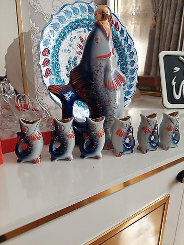Porcelan “Balıq” qrafin dəsti - Tərkib: 1 ədəd böyük balıq formalı