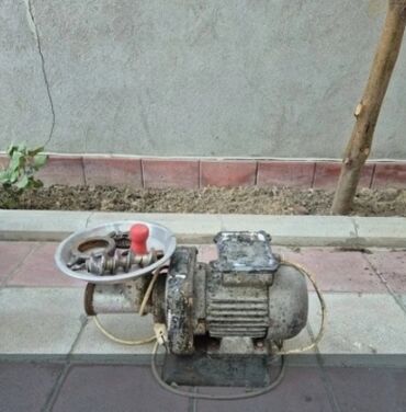 Кухонные вытяжки: Мясорубка Б/у