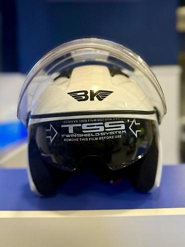 kask satın al: BK motosiklet dəbilqəsi – açıq (open-face) tip Xüsusiyyətlər: - Twin — 2