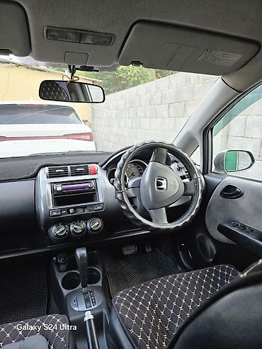 fit aria: Honda Fit: 2004 г., Автомат, Бензин, Хэтчбэк — 5