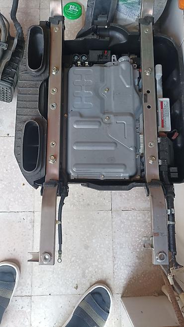 honda teker: Honda Insight (2-ci nəsil, hibrid) üçün ehtiyat hissələri Satışda tam — 2
