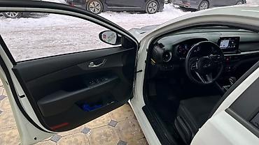 Kia: Kia K3: 2018 г., 1.6 л, Вариатор, Бензин, Седан — 7