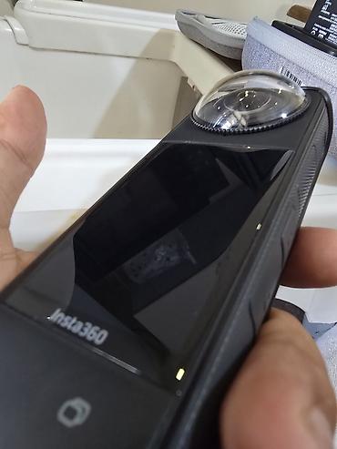 нужна: Insta360 X4 8K — большой комплект Линзы в идеальном состоянии и сама — 2