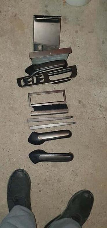 tabla u autu: PLASTIKE GOLF 4 ZA VOLKSWAGEN GOLF 4 | delovi za golfa 4 I boru — 2