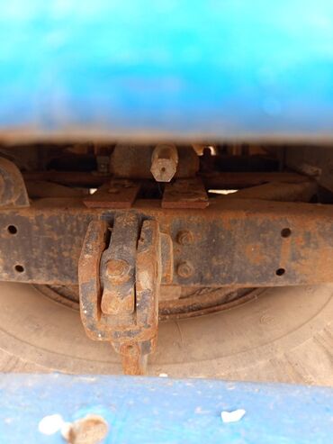 Yük maşınları: Yük maşını – GAZ (klassik kabinli), mavi rəngdə taxta bortlu kuzov — 12