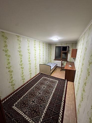 квартира с подселением: 3 комнаты, 8 мкр Собственник, Без подселения, от 1 года, С мебелью полностью — 3