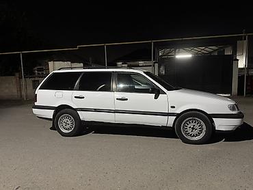 Volkswagen: Volkswagen Passat: 1993 г., 2 л, Механика, Бензин, Универсал — 3