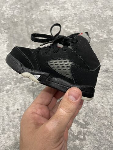 Patike: Jordan, Veličina - 21 na lalafo.rs — 6 Patike: Jordan, Veličina - 21 — 6