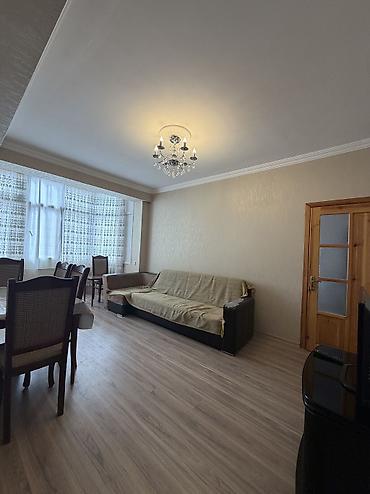 ağ seher: 3 otaqlı, Yeni tikili, 57 kv. m — 3