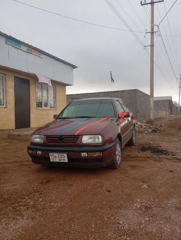 движок 1 8: Volkswagen Vento: 1992 г., 1.8 л, Механика, Бензин, Седан