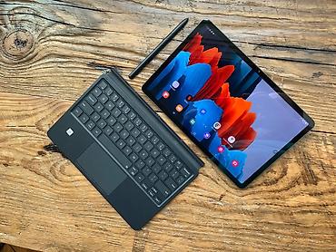 samsung tab s10: Samsung Galaxy Tab S7 planşeti və aksesuarları - 11 düymə yaxın — 1