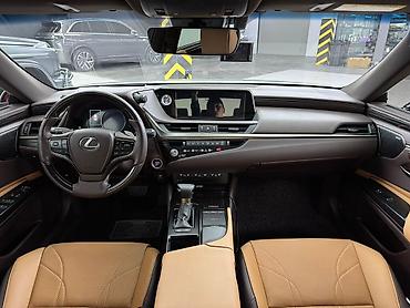 Lexus: Lexus ES: 2020 г., 2.5 л, Автомат, Гибрид, Седан — 13