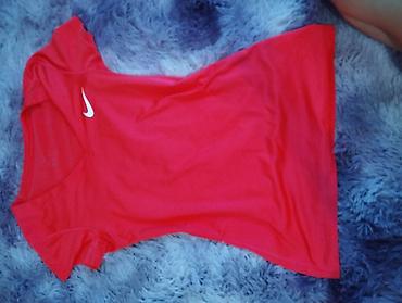 Futbolkalar: Futbolka, Nike, S, rəng - Qırmızı — 1