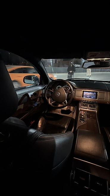 Aston Martin: Jaguar XF: 2012 г., 2.2 л, Автомат, Бензин, Седан — 9