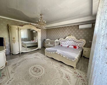 комната кызыл аскер: 200 м², 6 комнат, Свежий ремонт Кухонная мебель
