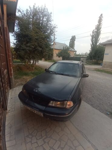 зеркало для спальни: Daewoo Nexia: 2004 г., 1.5 л, Механика, Бензин, Седан