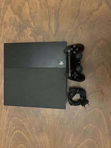 Video oyunlar və konsollar: Sony PlayStation 4 FAT (PS4) oyun konsolu – orijinal model. Daxildir — 6