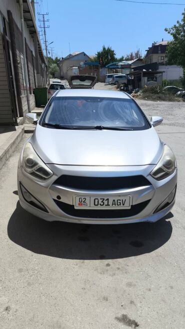 шины для внедорожников бу: Hyundai i40: 2013 г., 2 л, Механика, Бензин, Седан