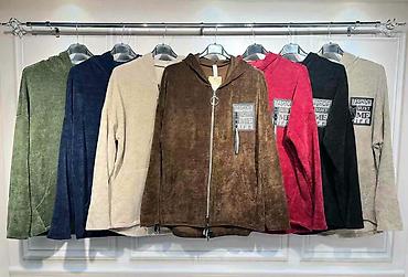 louis vuitton majce: Predobri jesenji duksevi
Cena 2950
Velicine: od s do 2xl
Vel.235 — 8