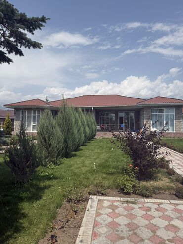 пансионат береке иссык куль цены: Коттедж, Париж ЦО Париж, Чок-Тал, Детская площадка, Парковка, стоянка, Охраняемая территория