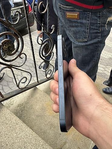 iphone 100: IPhone 13 mini, Qara, Face ID — 3