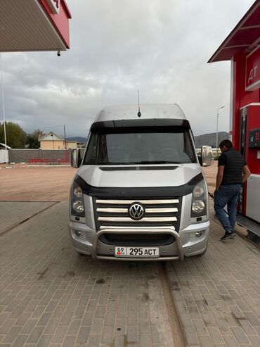 Volkswagen: Volkswagen Crafter: 2009 г., 2.5 л, Механика, Дизель, Бус