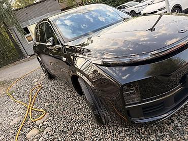 byd e2 2025: Lixiang L8: 2023 г., 1.5 л, Электромобиль, Кроссовер — 5