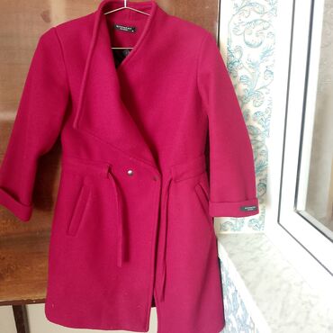 каролина валиант шубы в баку цены: Palto, Givenchy, M, rəng - Qırmızı lalafo.az -da каролина валиант шубы в баку цены: Palto, Givenchy, M, rəng - Qırmızı