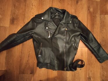 Личные вещи: Женская куртка L (EU 40), цвет - Черный
