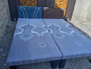 Çarpayılar: Təzə çarpayılar. 1 nəfərlik çarpayılar 60manat. 2 nəfərlik taxt — 30