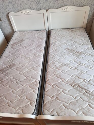 Ütüləmə lövhələri: Oğlan və qız üçün, Yeni, Çarpayı, Bazasız, Matras ilə, Siyirməsiz