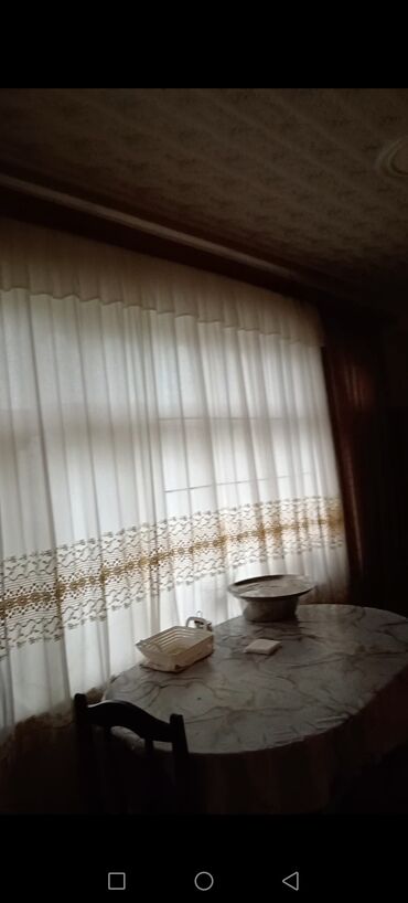 Köhnə tikili: Gəncə, 4 otaqlı, Köhnə tikili, 90 kv. m -da lalafo.az — 12 Köhnə tikili: Gəncə, 4 otaqlı, Köhnə tikili, 90 kv. m — 12