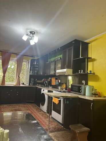 Продажа квартир: 3 комнаты, 67 м², 104 серия, 1 этаж, Старый ремонт — 2